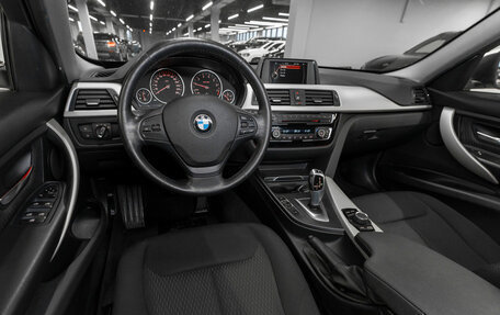 BMW 3 серия, 2016 год, 1 570 000 рублей, 7 фотография