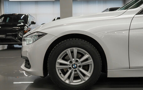 BMW 3 серия, 2016 год, 1 570 000 рублей, 18 фотография