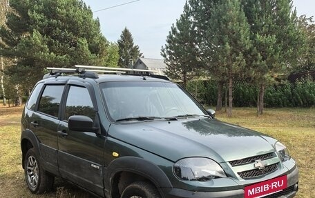 Chevrolet Niva I рестайлинг, 2018 год, 590 000 рублей, 4 фотография