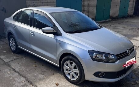 Volkswagen Polo VI (EU Market), 2013 год, 1 300 000 рублей, 3 фотография