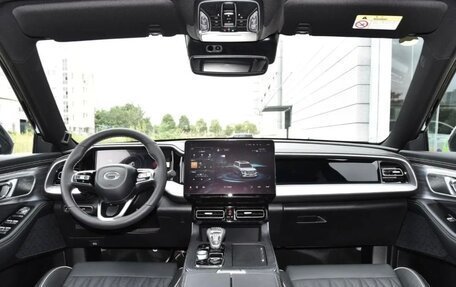 GAC GS8, 2024 год, 3 800 000 рублей, 5 фотография