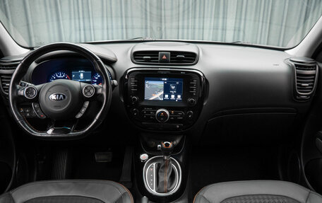 KIA Soul II рестайлинг, 2017 год, 1 730 000 рублей, 10 фотография