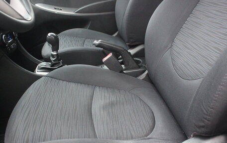 Hyundai Solaris II рестайлинг, 2015 год, 987 000 рублей, 11 фотография