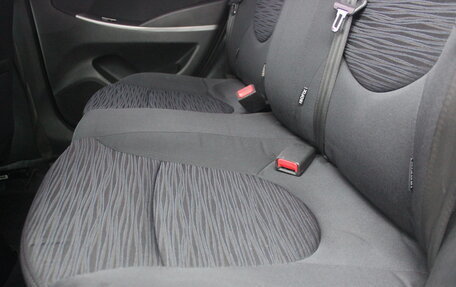 Hyundai Solaris II рестайлинг, 2015 год, 987 000 рублей, 12 фотография