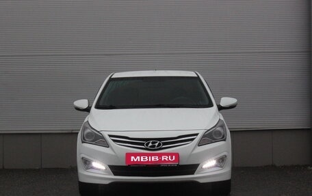 Hyundai Solaris II рестайлинг, 2015 год, 987 000 рублей, 3 фотография