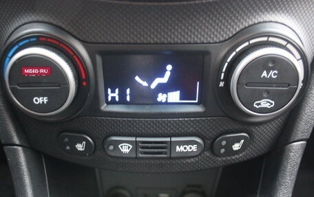 Hyundai Solaris II рестайлинг, 2015 год, 987 000 рублей, 22 фотография