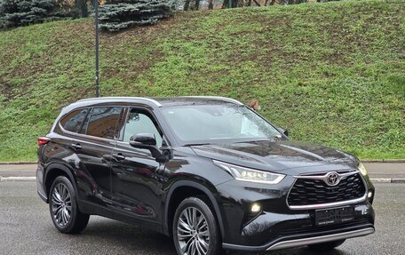 Toyota Highlander, 2025 год, 5 850 000 рублей, 1 фотография