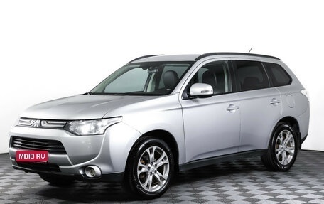 Mitsubishi Outlander III рестайлинг 3, 2013 год, 1 325 000 рублей, 1 фотография