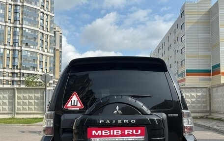 Mitsubishi Pajero IV, 2012 год, 2 600 000 рублей, 3 фотография