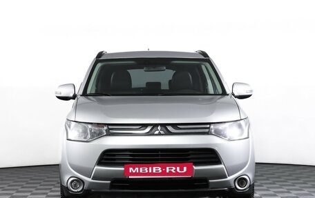 Mitsubishi Outlander III рестайлинг 3, 2013 год, 1 325 000 рублей, 2 фотография