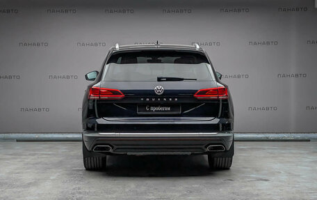 Volkswagen Touareg III, 2018 год, 4 697 000 рублей, 4 фотография