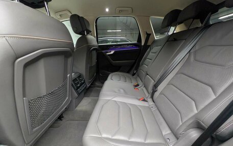 Volkswagen Touareg III, 2018 год, 4 697 000 рублей, 11 фотография