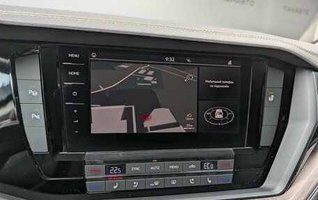 Volkswagen Touareg III, 2018 год, 4 697 000 рублей, 21 фотография