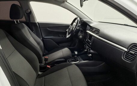 KIA Rio IV, 2018 год, 1 250 000 рублей, 10 фотография