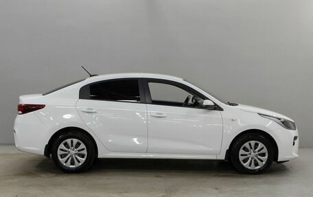 KIA Rio IV, 2018 год, 1 250 000 рублей, 4 фотография