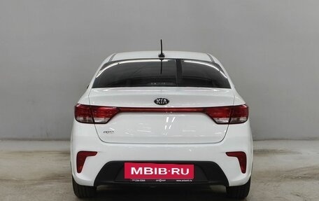 KIA Rio IV, 2018 год, 1 250 000 рублей, 6 фотография