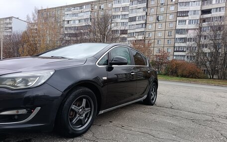 Opel Astra J, 2013 год, 635 000 рублей, 11 фотография