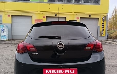 Opel Astra J, 2013 год, 635 000 рублей, 8 фотография