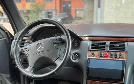 Mercedes-Benz E-Класс, 2001 год, 680 000 рублей, 7 фотография