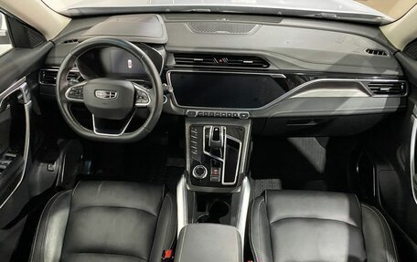 Geely Atlas, 2022 год, 1 910 000 рублей, 9 фотография