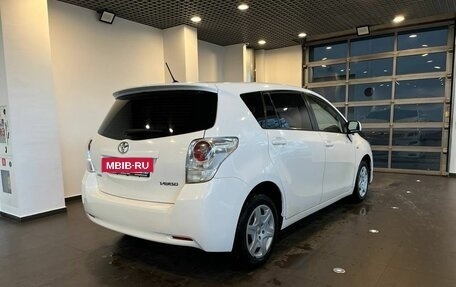 Toyota Verso I, 2010 год, 890 000 рублей, 3 фотография