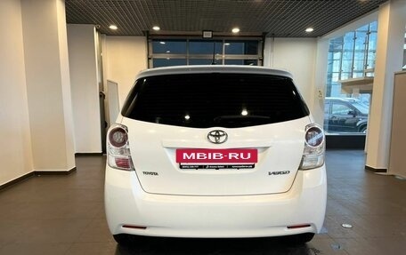 Toyota Verso I, 2010 год, 890 000 рублей, 4 фотография