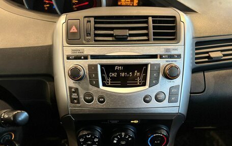 Toyota Verso I, 2010 год, 890 000 рублей, 13 фотография