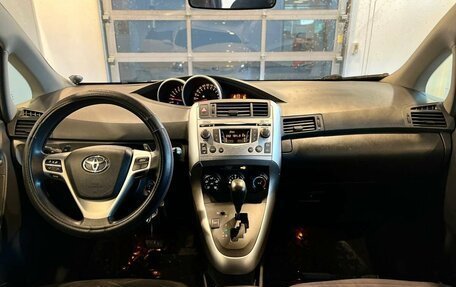 Toyota Verso I, 2010 год, 890 000 рублей, 9 фотография