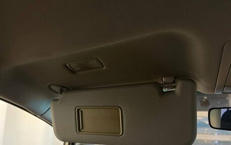 Toyota Verso I, 2010 год, 890 000 рублей, 32 фотография