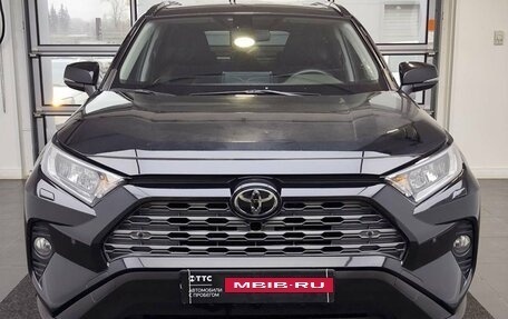 Toyota RAV4, 2019 год, 3 299 000 рублей, 2 фотография