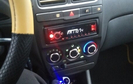 Hyundai Accent II, 2004 год, 275 000 рублей, 17 фотография