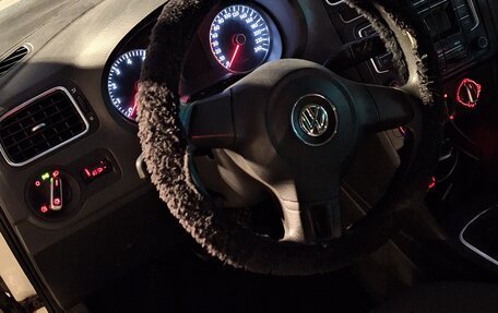 Volkswagen Polo VI (EU Market), 2011 год, 550 000 рублей, 7 фотография