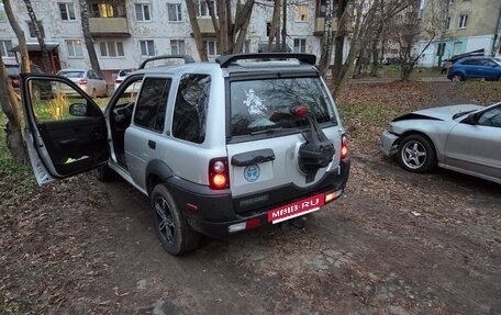 Land Rover Freelander II рестайлинг 2, 2002 год, 380 000 рублей, 3 фотография