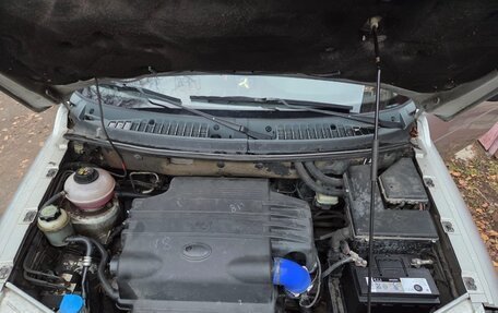 Land Rover Freelander II рестайлинг 2, 2002 год, 380 000 рублей, 17 фотография