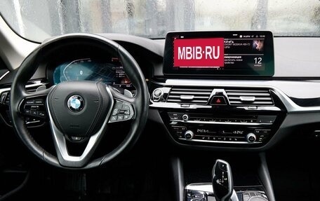 BMW 5 серия, 2021 год, 4 890 000 рублей, 37 фотография