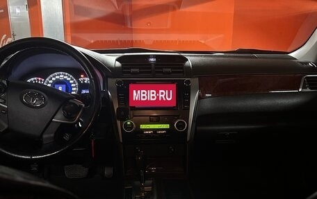 Toyota Camry, 2014 год, 1 650 000 рублей, 13 фотография