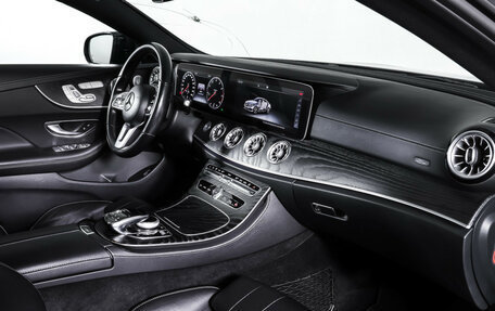 Mercedes-Benz E-Класс, 2018 год, 3 590 000 рублей, 11 фотография