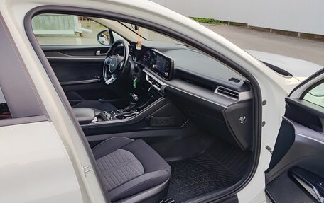 KIA K5, 2021 год, 1 650 000 рублей, 5 фотография