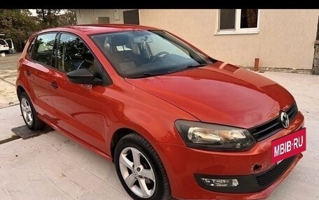 Volkswagen Polo VI (EU Market), 2011 год, 850 000 рублей, 3 фотография