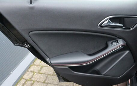 Mercedes-Benz GLA, 2017 год, 2 299 000 рублей, 13 фотография