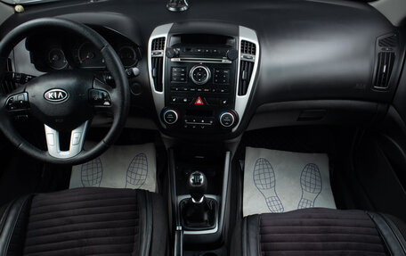 KIA cee'd I рестайлинг, 2010 год, 719 000 рублей, 8 фотография