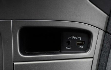 Hyundai H-1 II рестайлинг, 2011 год, 1 650 000 рублей, 26 фотография