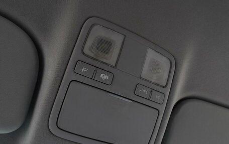 Hyundai H-1 II рестайлинг, 2011 год, 1 650 000 рублей, 28 фотография