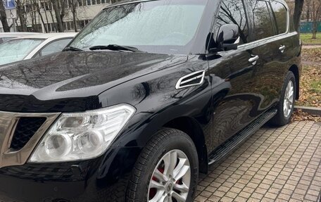 Nissan Patrol, 2011 год, 2 000 000 рублей, 2 фотография