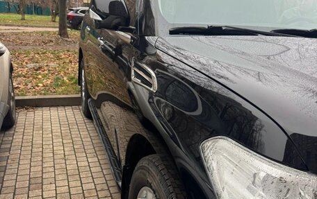 Nissan Patrol, 2011 год, 2 000 000 рублей, 5 фотография