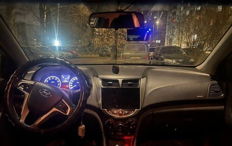 Hyundai Solaris II рестайлинг, 2011 год, 539 000 рублей, 8 фотография