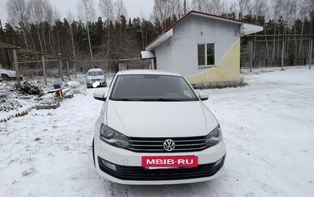 Volkswagen Polo VI (EU Market), 2017 год, 850 000 рублей, 3 фотография