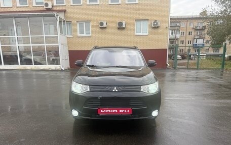 Mitsubishi Outlander III рестайлинг 3, 2012 год, 1 200 000 рублей, 1 фотография