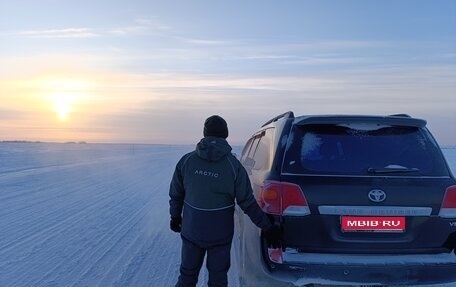 Toyota Land Cruiser 200, 2007 год, 2 900 000 рублей, 1 фотография