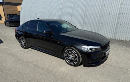 BMW 5 серия, 2018 год, 3 400 000 рублей, 2 фотография